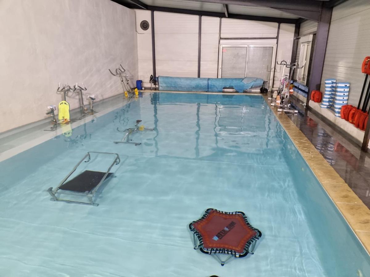 Sci Aquazen Loisirs Detente Saint-Mitre-les-Remparts Εξωτερικό φωτογραφία